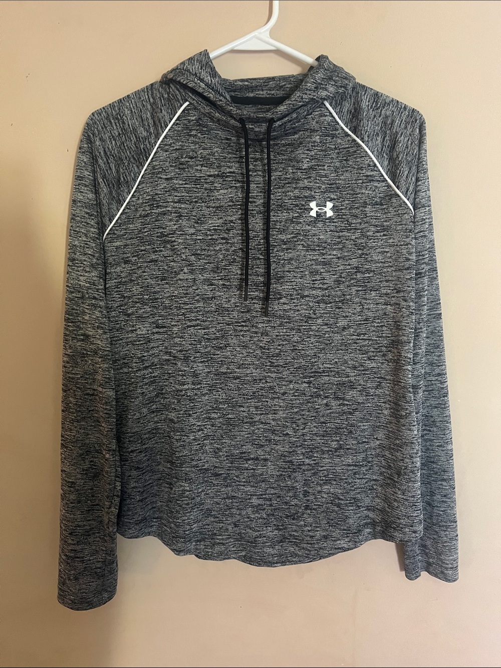 Under Armour Black and Gray Heather Hooded Pullover